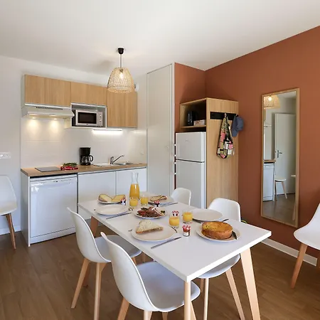 Aparthotel Goelia Le Domaine D'uhaina 4*