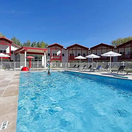 Goelia Le Domaine D'uhaina Aparthotel Urrugne