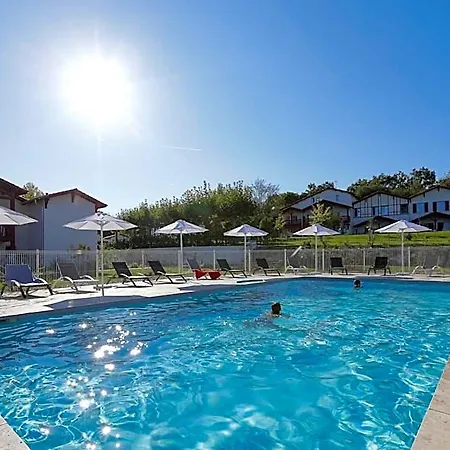 Goelia Le Domaine D'uhaina 4*