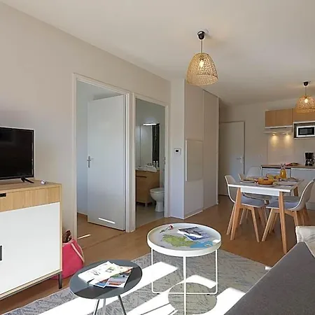 Aparthotel Goelia Le Domaine D'uhaina 4*