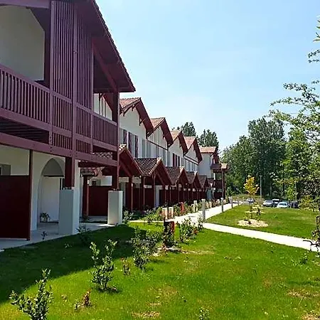 Aparthotel Goelia Le Domaine D'uhaina Urrugne