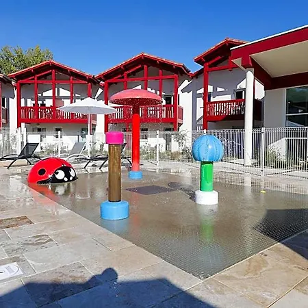 Aparthotel Goelia Le Domaine D'uhaina Urrugne