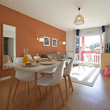 Goelia Le Domaine D'uhaina شقة فندقية يورونْيِ